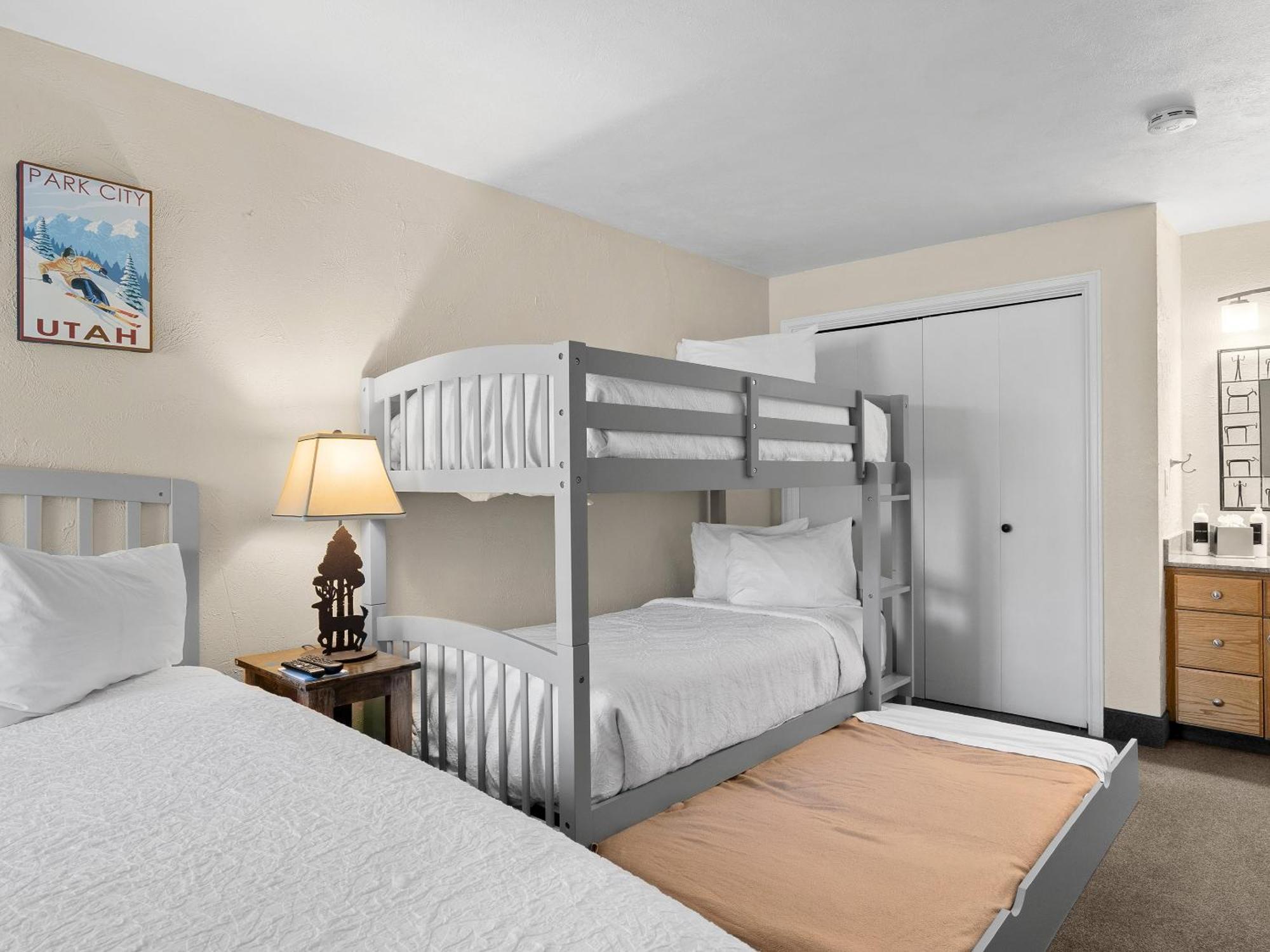 The Lodge At The Mountain Village By All Seasons Resort Lodging بارك سيتي المظهر الخارجي الصورة